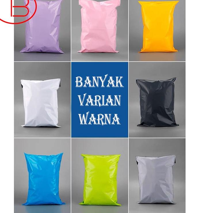 

Kekinian - Plastik Packing Baju / Polymailer Olshop LDPE 30X40CM Glossy Isi 100Pcs Lem Perekat TerGrosir