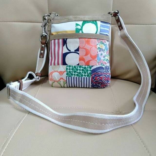 Coach auth Preloved
