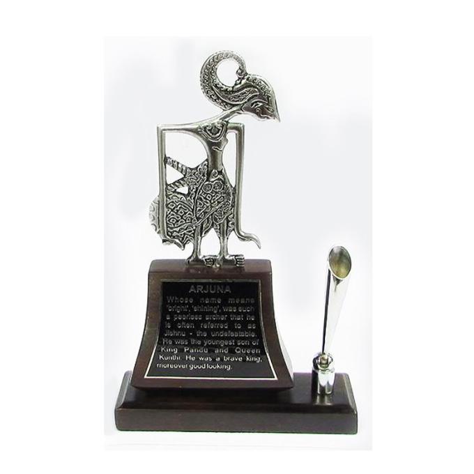 

Tempat Pulpen Wayang Arjuna Wayang khas Indonesia
