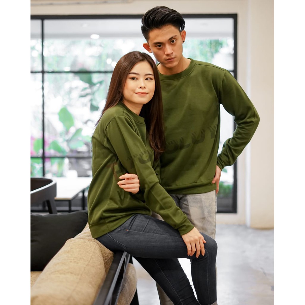 MUKZHOP - COUPLE SWEATER JUMPER / BASIC POLOS / TOTOLUY / HIJAU ARMY