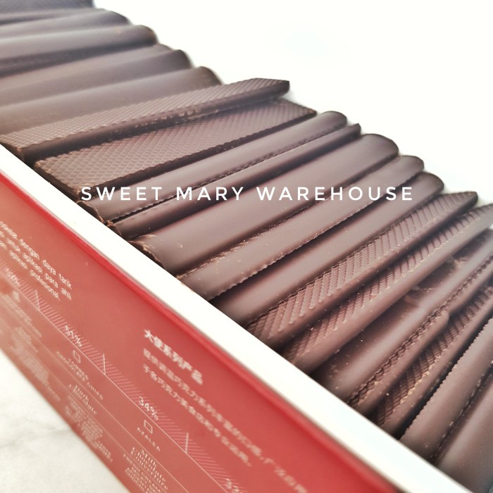 

Embassy Chocolate - Rainforest Dark Chocolate Batons 52 1kg Baton
