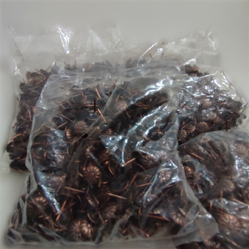 Paku Sofa | Paku Aksesoris Kursi Sofa Divan meja