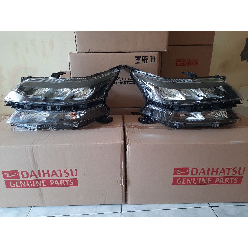 headlamp / lampu depan avanza xenia 2019 2020 2021 original