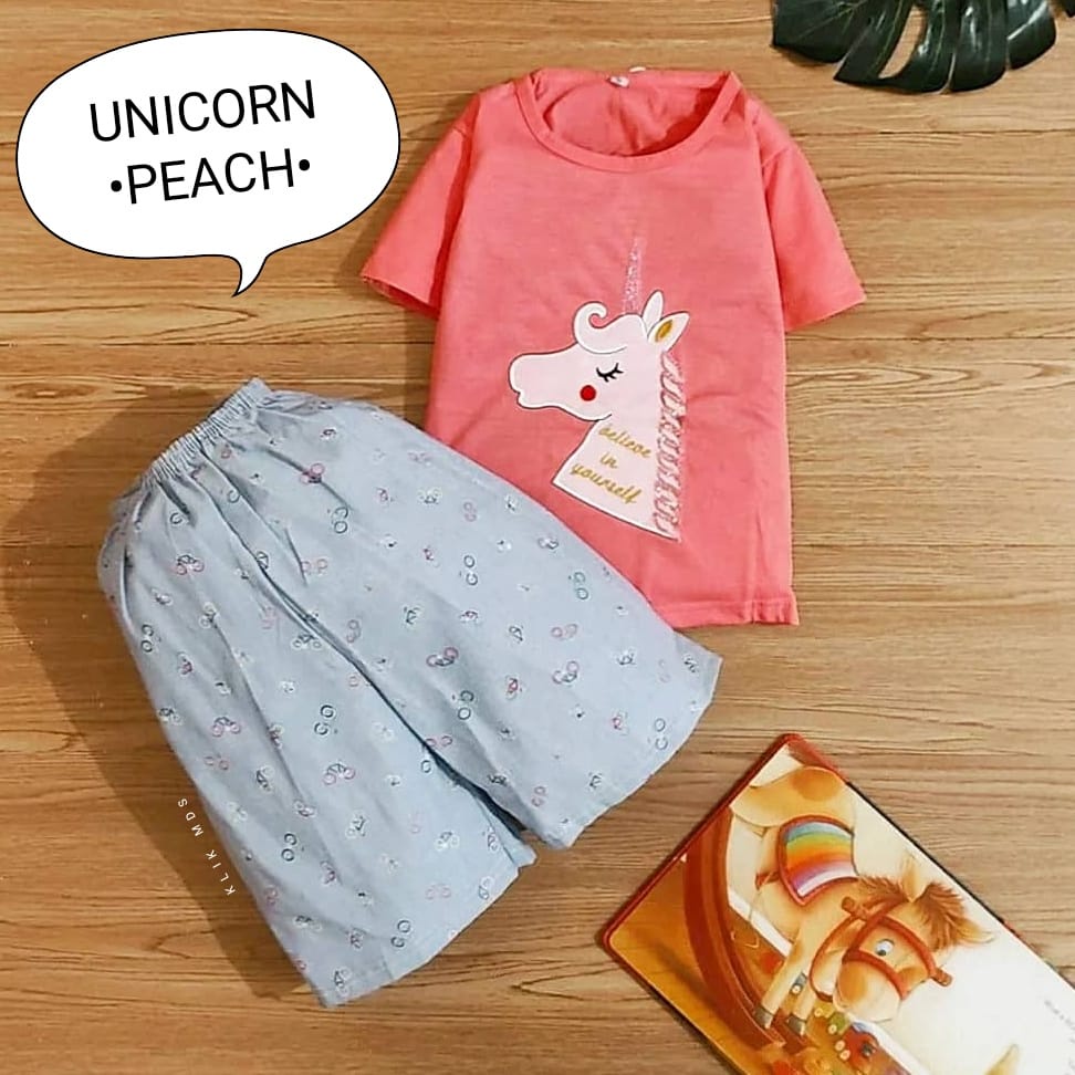 Setelan Anak Perempuan / Baju Anak Perempuan Kaos Katun Motif Unnicorn