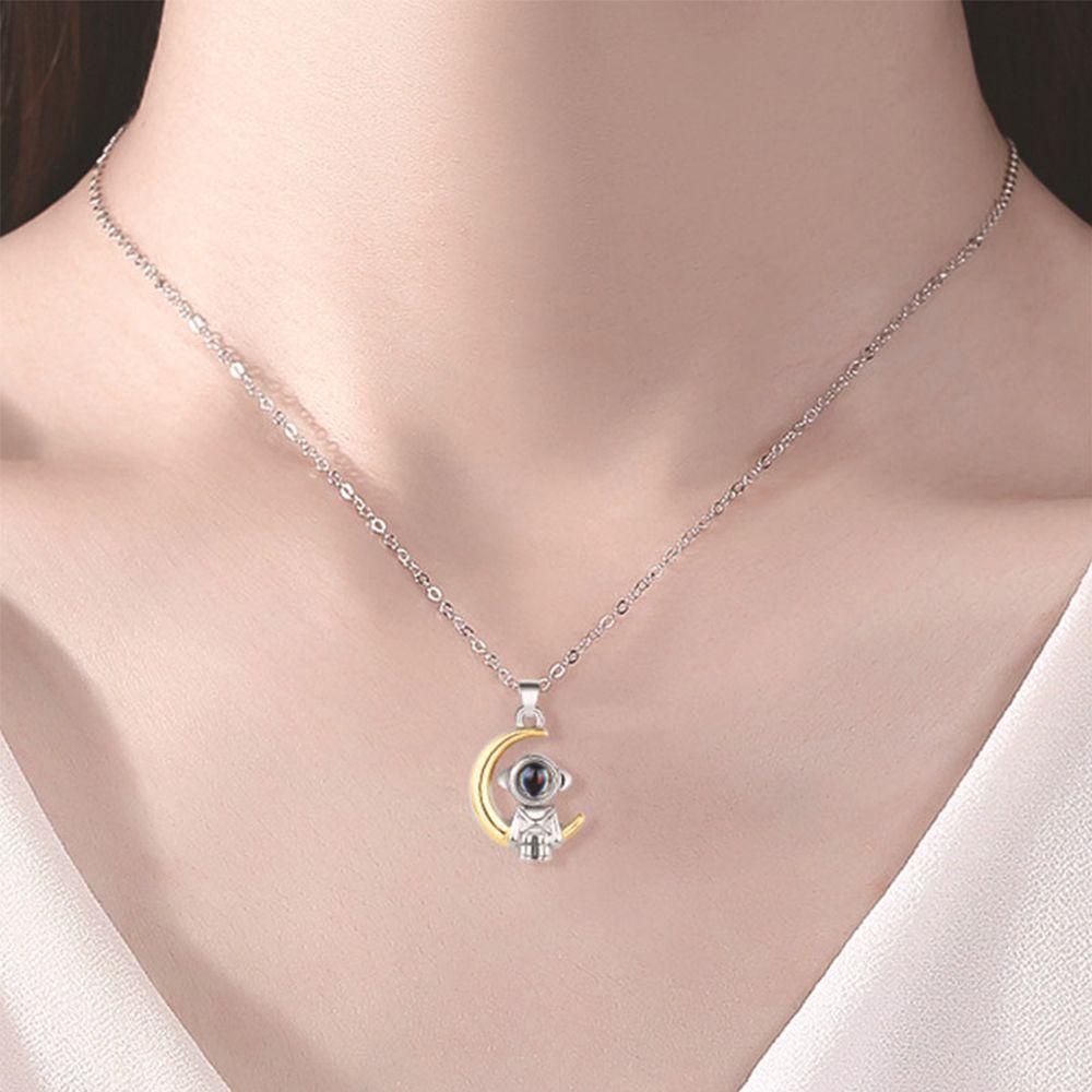 Kalung Nanas Wanita Pria Astronot Bulan Bintang Proyeksi Batu 100bahasa I Love U Jewelry