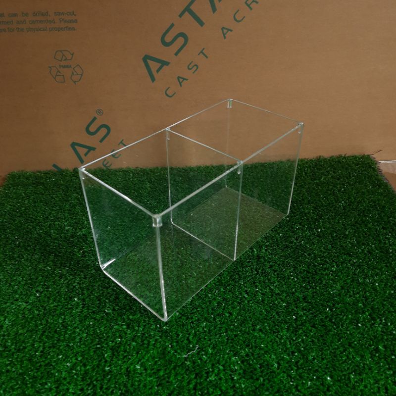 

tempat pulpen acrylic/display tempat alat tulis