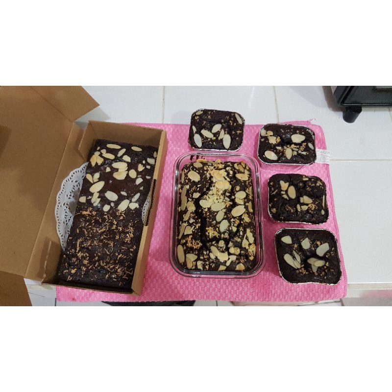 

Brownies Fudge Nyoklat Lumer