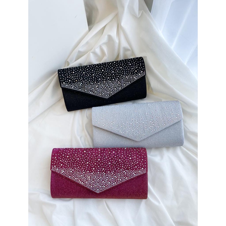 Annora clutch