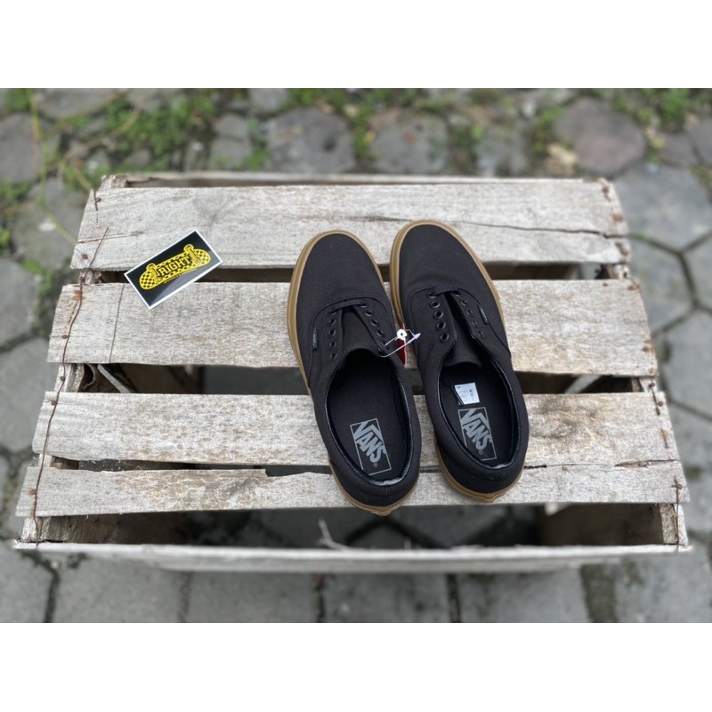 Vans Era Black Gum