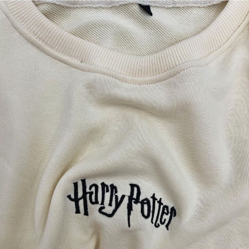 CREWNECK WANITA HAIIRRY POTTER BORDIR FLEECE TEBAL LEMBUT PREMIUM KEKINIAN TERBARU''