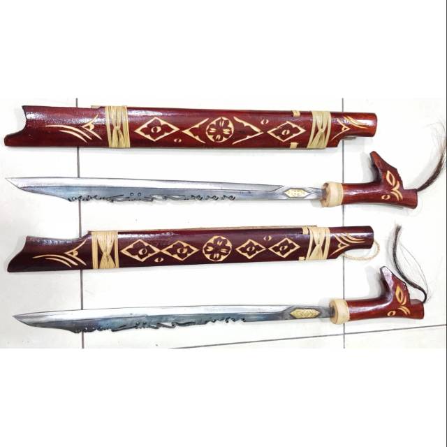 MANDAU KHAS KALIMANTAN