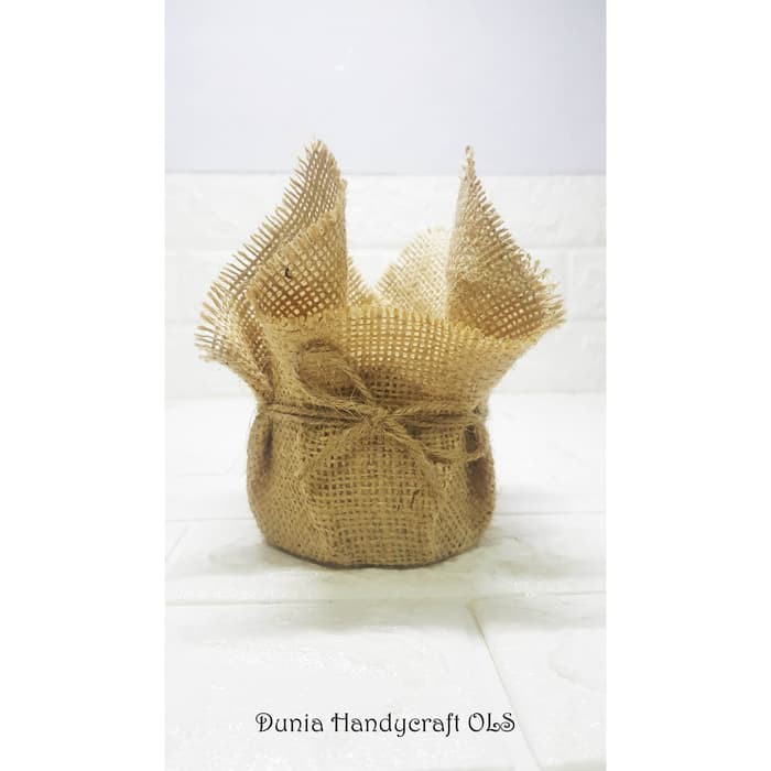 Vas Hias Burlap Nouri Cantik Handmade Vas Tanaman Imitasi Murah