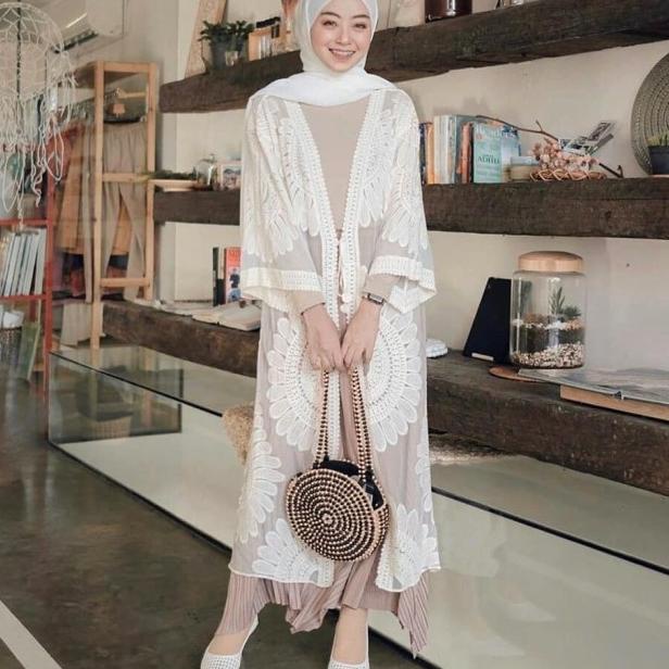 Sunny Outer Jumbo kekinian outerwear jumbo outer wanita outer brukat