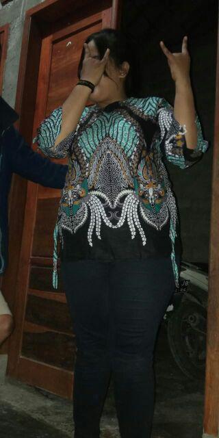 Maura Couple - Sania Ruffle Batik Couple Ori Ndoro Jowi Garansi Termurah Shopee -  Batik Modern Solo