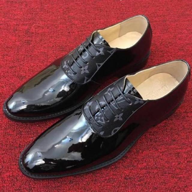  Sepatu  Pantofel  Formal Pria  LV LOUIS  VUITTON  HITAM ECLPISE 