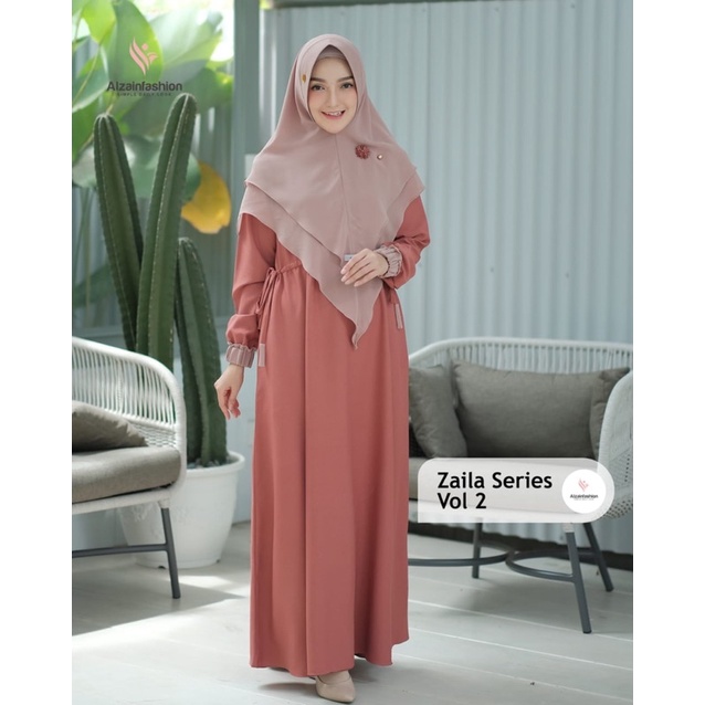 Zaila Dress by Alzianfashion