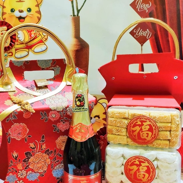 

CNY Hampers| Hampers Imlek | Cookies Imlek - JINGYI