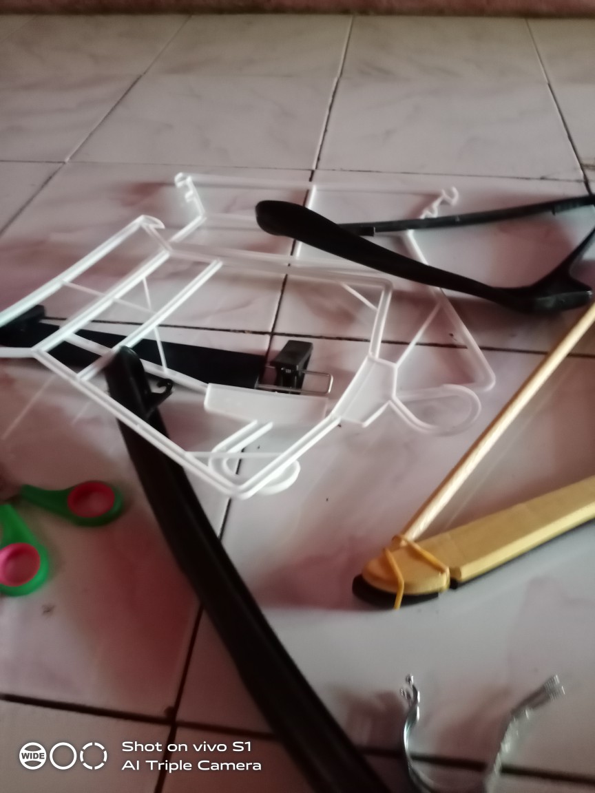 Hanger Jas Jepit / Gantungan Jas Besar