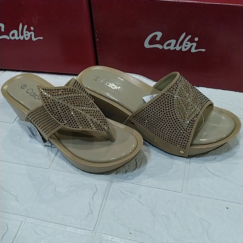 Sandal Calbi Hak Tinggi