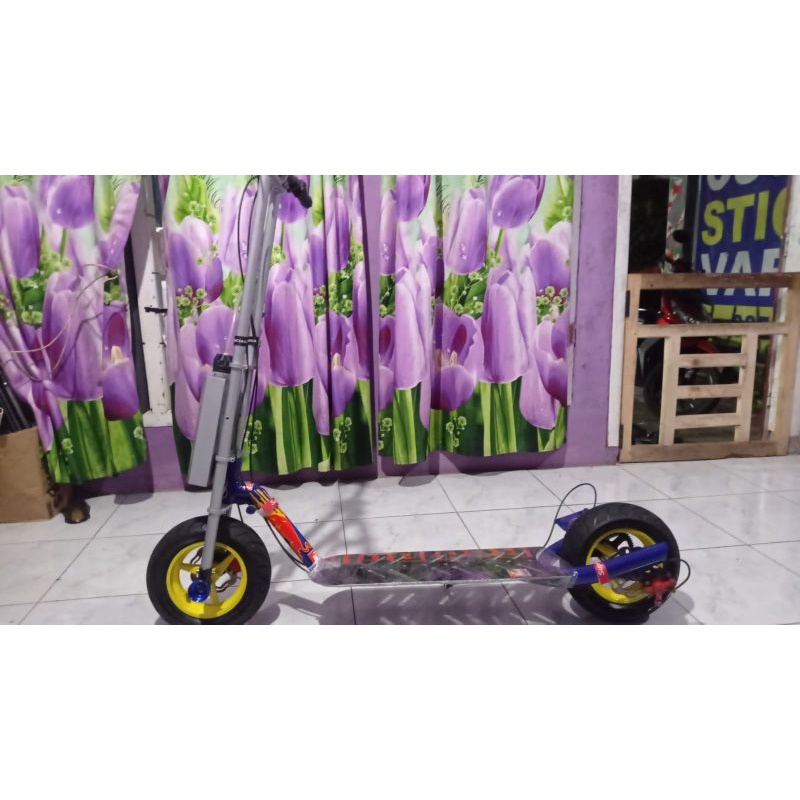 Goped  /Skuter mainan