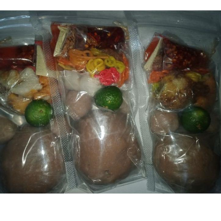 

Hemat Terkini BASO SAPI JUMBO BERANAK ISI DAGING CINCANG SAPI/toping seblak,/kuah pedas chili oil/nikmat/HALAL produck terbaik