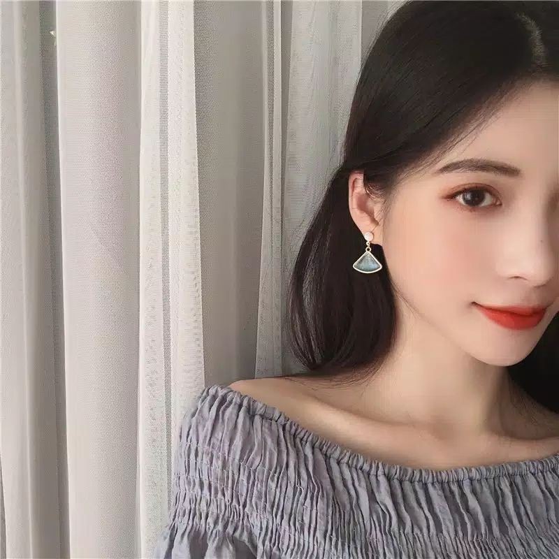 FerenHongXia Anting Tusuk Model Kristal Warna Biru untuk Wanita