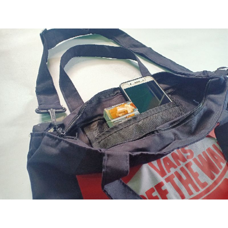 Official Tas Selempang Kanvas Motif Tulisan 'Vans Off' + Resleting Penutup
