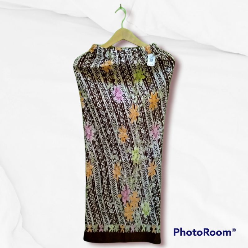 rok plisket, rok plisket batik, rok kebaya (indah bordir)