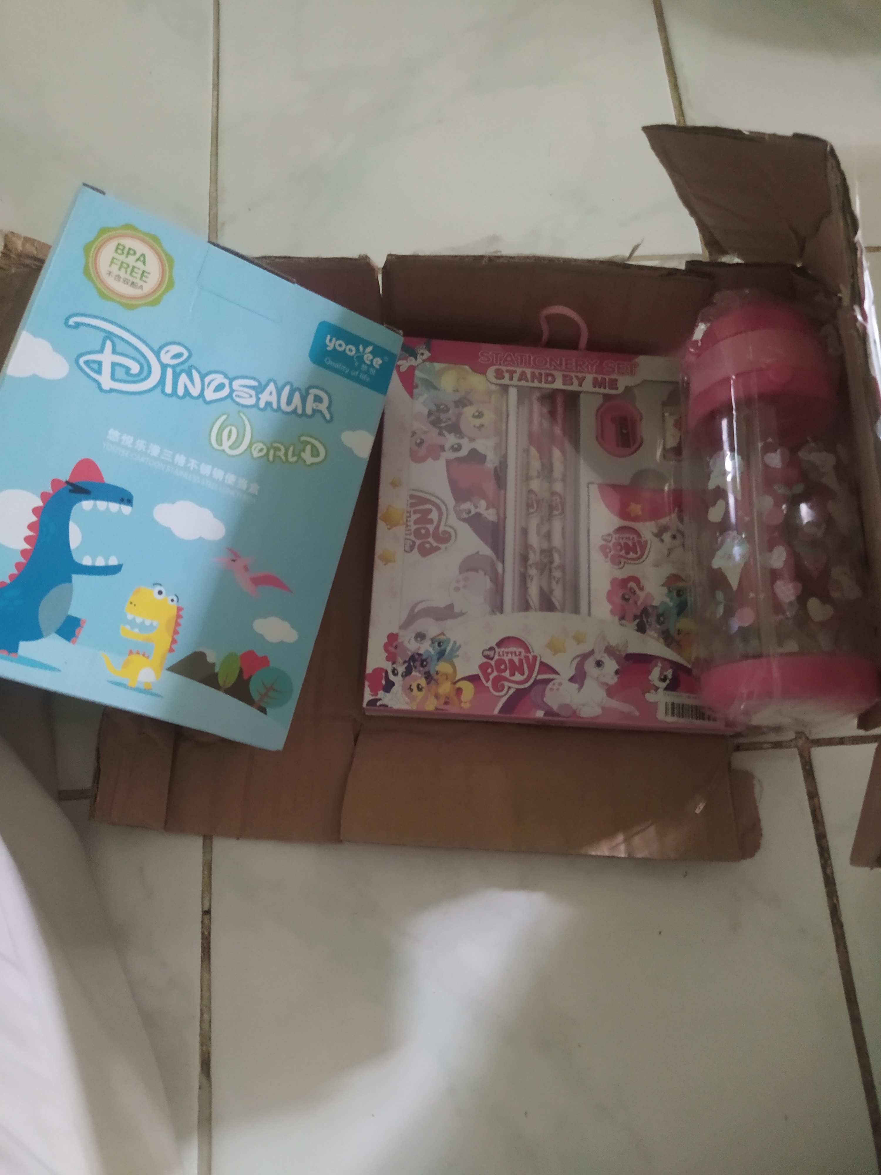 Kotak Makan Yooyee Stainless 3 Sekat 627