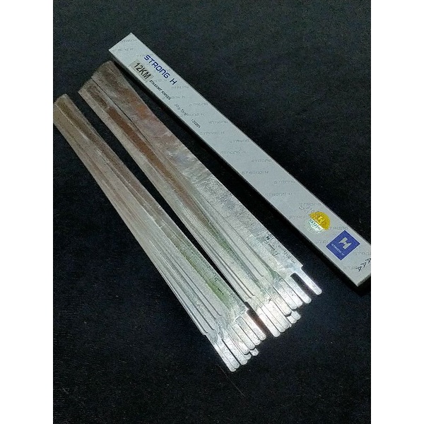 Pisau Mesin Potong KM 12inch Merek Strong H (isi 12 pcs)