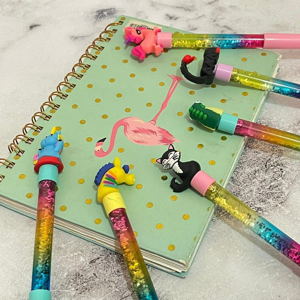 

Pulpen Gliter Animal Zoo Super Lucu Murah Tinta Hitam ready 6 Karakter / Pen Glitter Hewan Imut Cute Favorit Anak Kualitas Terjamin bisa Grosir dan COD