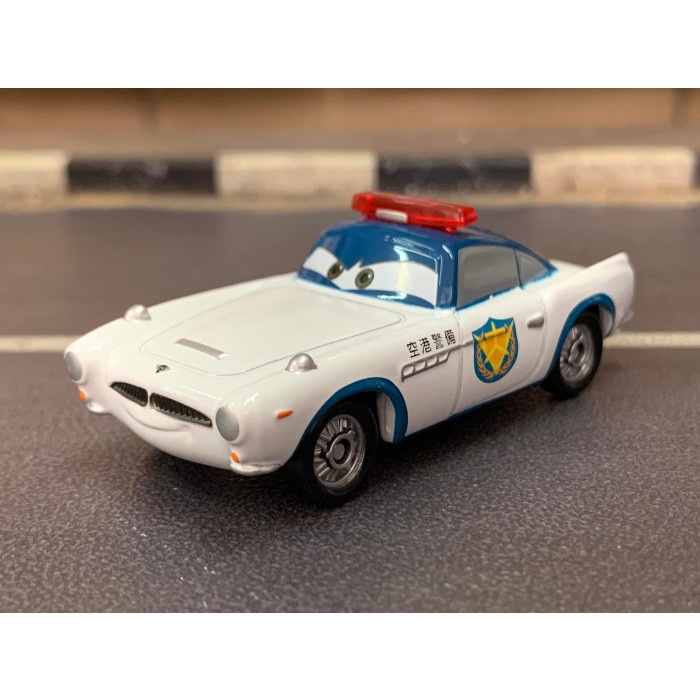 Tomica Disney Pixar Cars C28 Finn McMissile Airport Guide