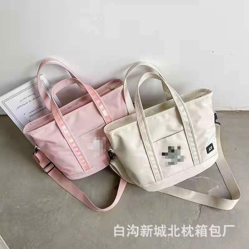 Tas Tote Core Tote Bag Zipper Import