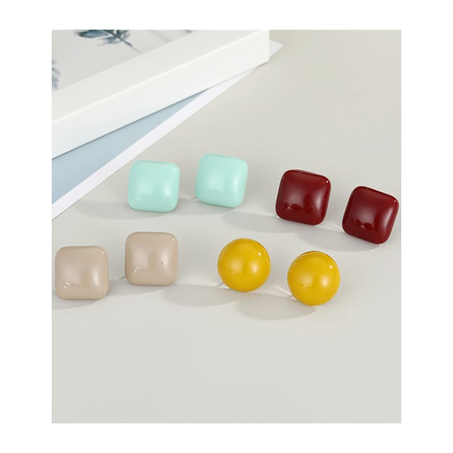 LRC Anting Tusuk Fashion Square Wine Acrylic Geometric P4972X