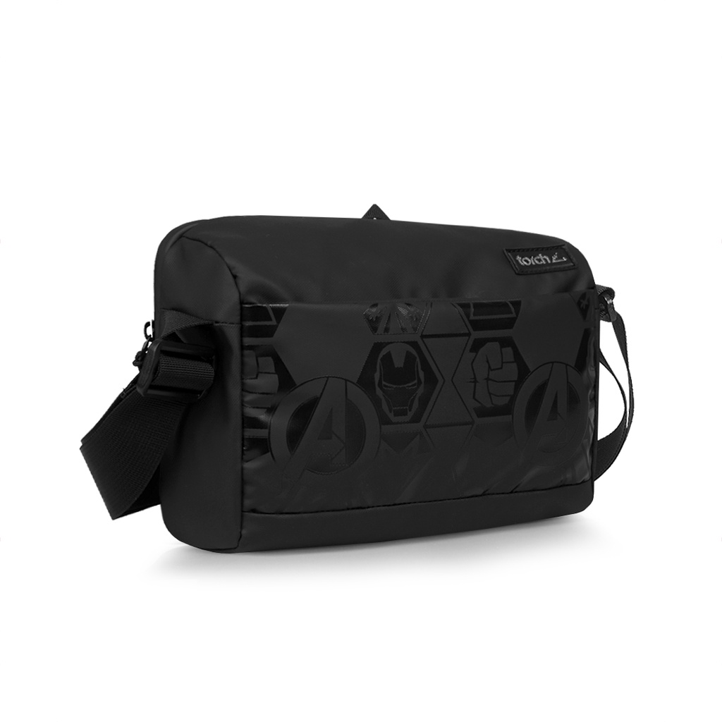 TORCH Depok Avengers All Black Icon TORCH Meguro Sling Bag 3 L BLACK