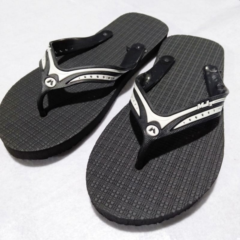 SANDAL MELY HITAM /SANDAL MELY AWET