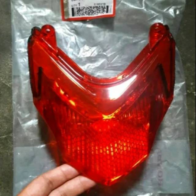 MIKA LAMPU BELAKANG VARIO 125 OLD LAMA