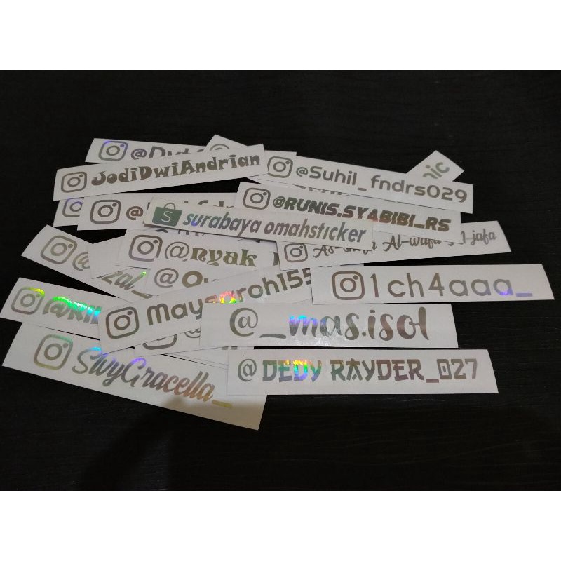 

CUSTOM Sticker hologram ID sosmed.Minimum order 2 sticker,bisa campur