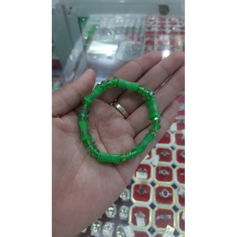 gelang batu mata kucing