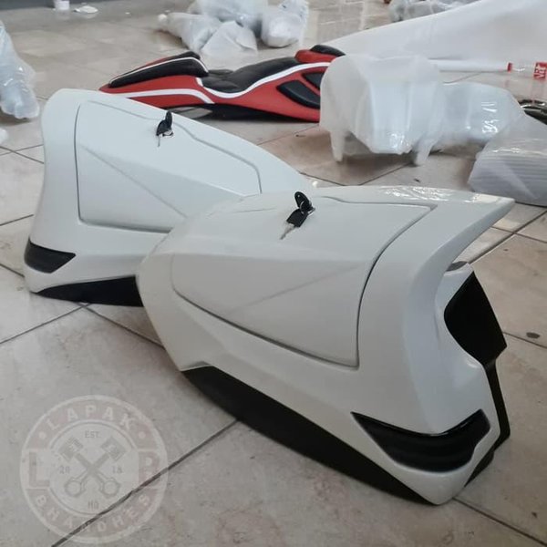Side box Honda PCX 150 Lokal PUTIH
