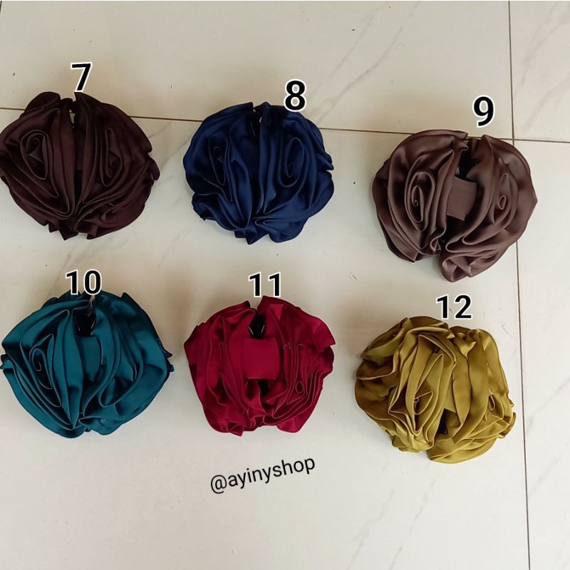 [BISA COD] Jepit Cepol Hijab 3Bunga Satin Uk L