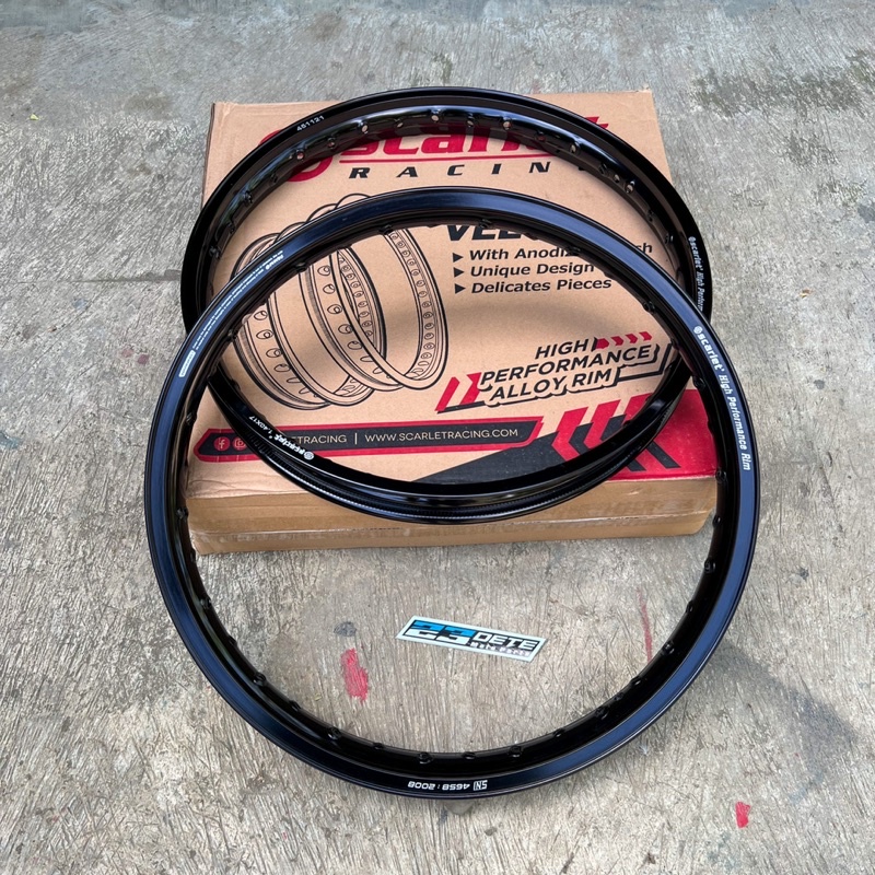 velg / pelk scarlet wr shape hitam 160 - 185 Ring 17 & 18