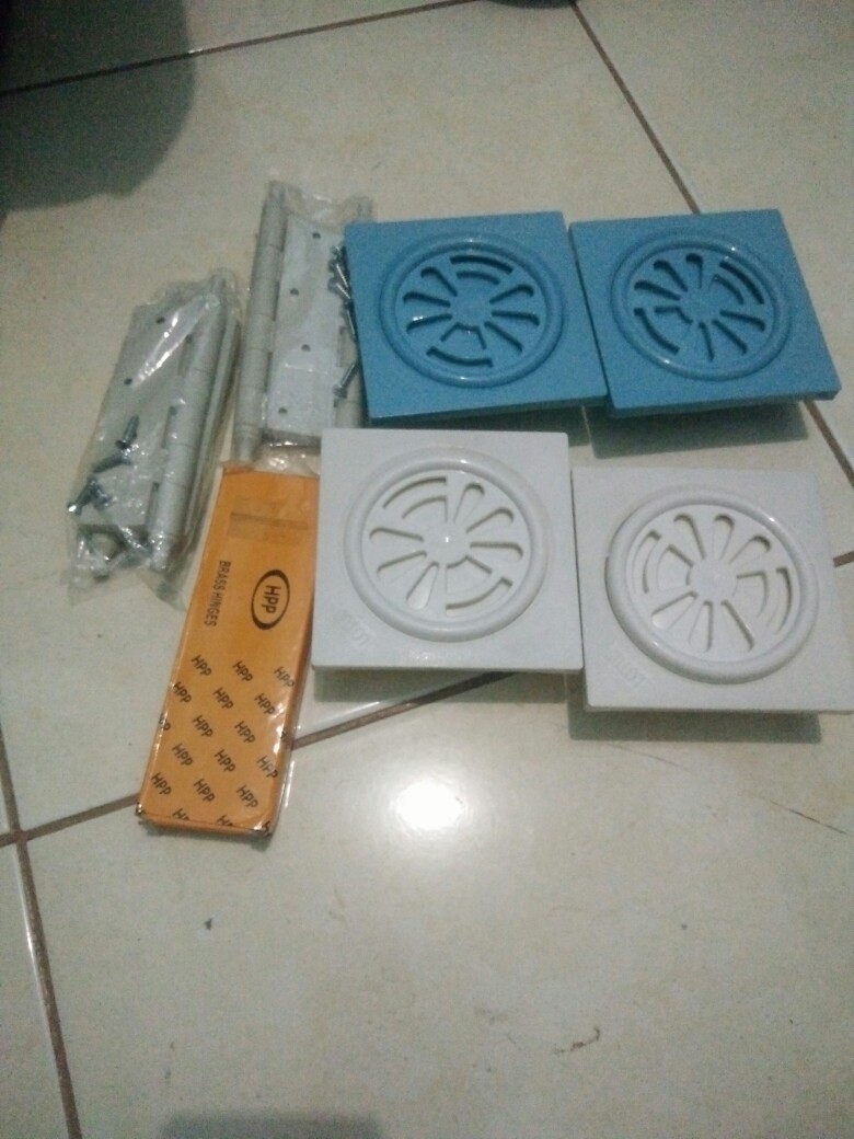 Engsel Pintu Kamar Mandi Plastik Pvc 4 Inch