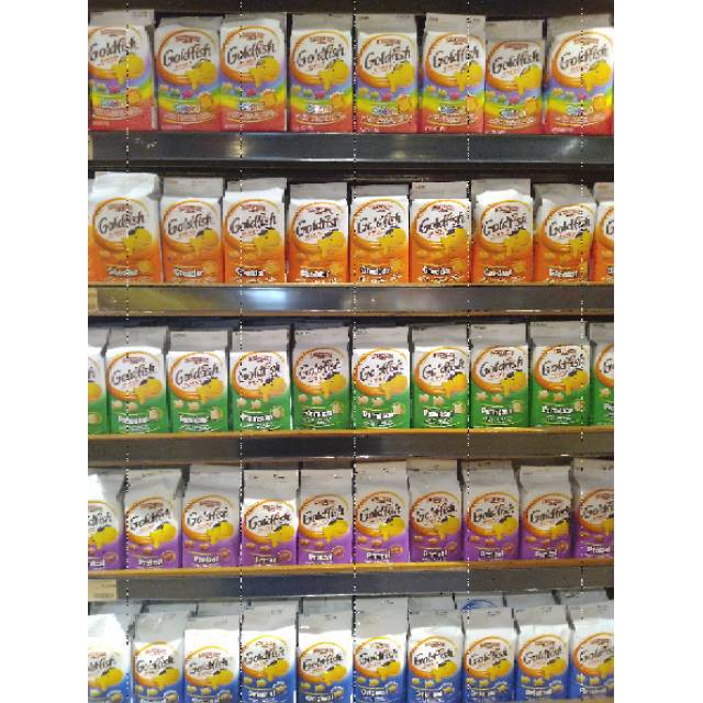 

Pepperidge Farm ( golden fish ) snack