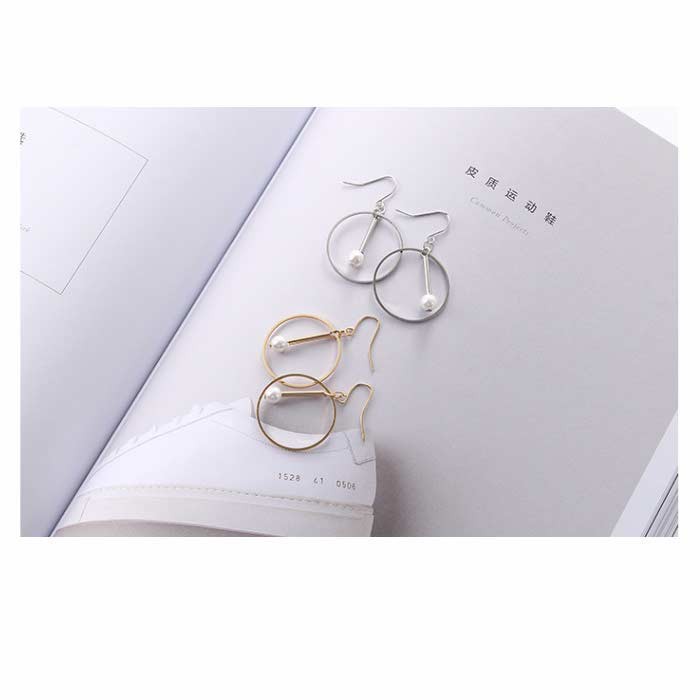 1 Pasang Anting Fashion Korea Model Hooks Bulat - E11Gold