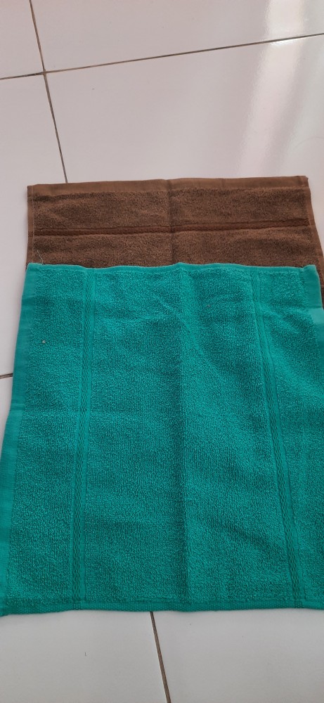 Sapu Tangan Handuk Mutia 30x30 Kualitas Bagus Terlaris