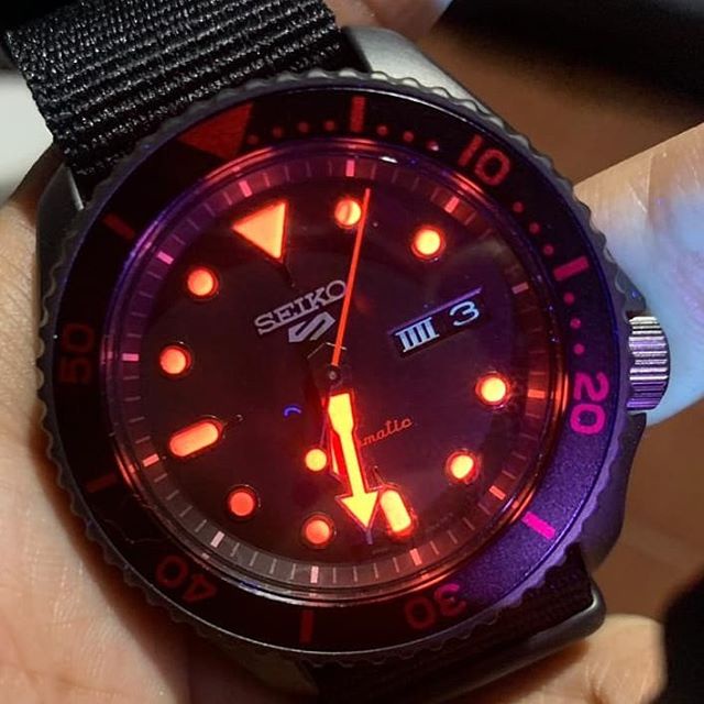 Seiko 5 Sports SRPD83K1 Automatic Black Red - Jam Tangan Pria SRPD83