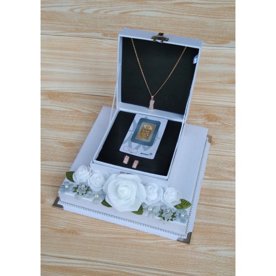 Box mahar LM dan cincin