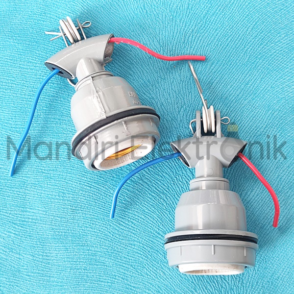 Fiting Lampu WD Keramik Plastik E27 - Fiting Gantung Keramik Fitting Lampu Jalan WD E27 - Fitting WD Plastik Keramik