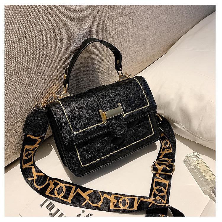 TAS IMPORT WANITA C5315 TAS SELEMPANG WANITA TAS FASHION IMPORT CANTIK BAGUS MURAH TERLARIS SLINGBAG